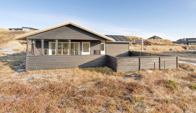 "Meike" - 300m from the sea by Interhome