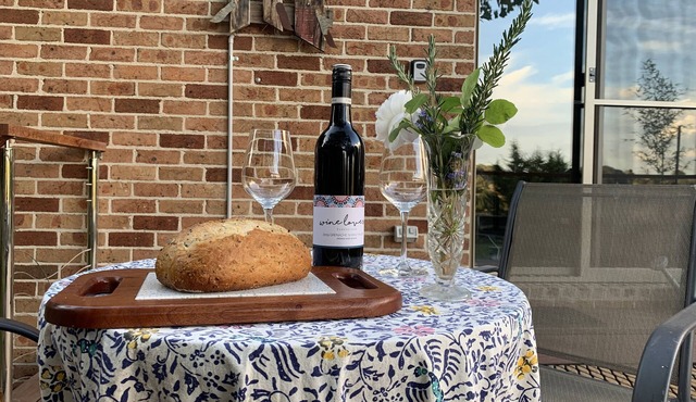 Melaleuca Retreat: Pet friendly, near bushwalks, wineries & restaurants. EV.