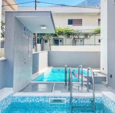 Melassy Penthouse