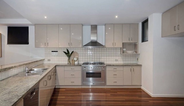 Melbourne Beachfront Family Home with panoramic view