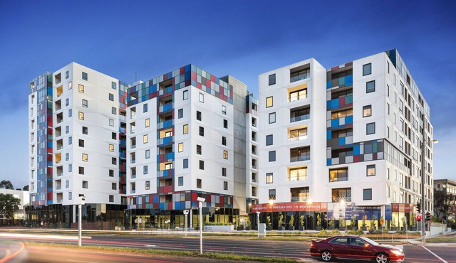 Melbourne Knox Central Apartment Hotel