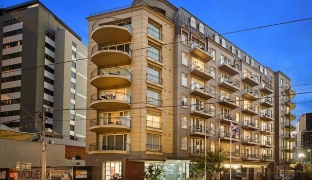 Melbourne South Yarra Central Apartment Hotel