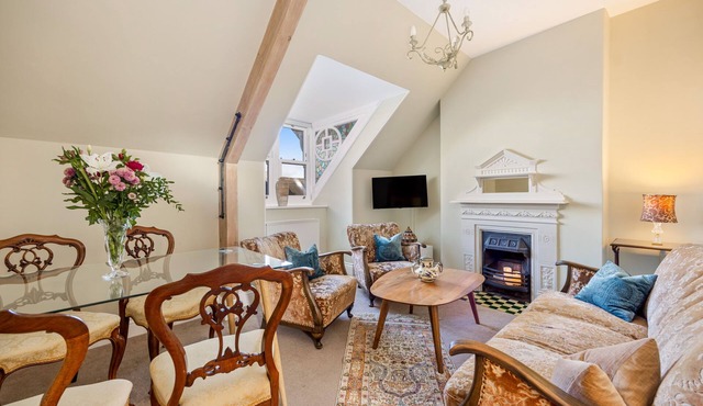 Meldon View - Period Charm & large Sun Terrace