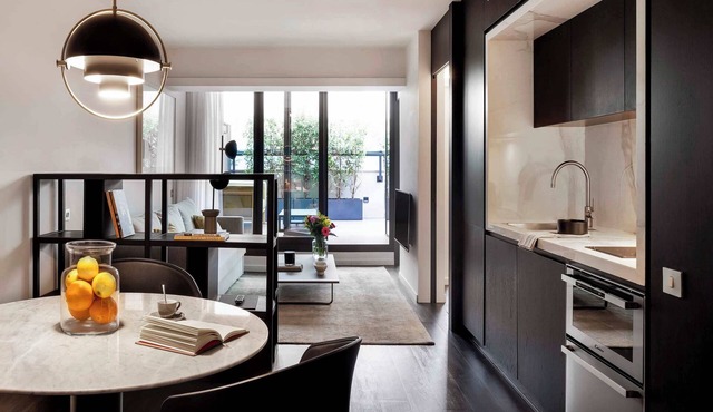 MELLOW - Cozy Barcelona Apartment with Private Terrace