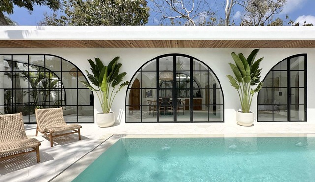 Melrose: Luxurious Two- bedroom Villa in Bingin