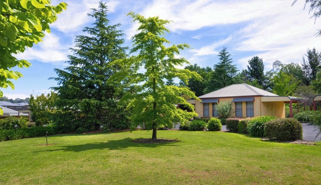 Melview Greens - Two-Bedroom Apartment