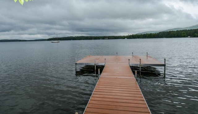 Melvin Bay escape - Lake Winnipesaukee amazing sunsets!