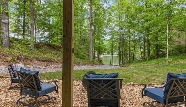 MemoRays Made on Martin, MemoRays Made on Martin- 5BR Lake Front Home- Sleeps 12