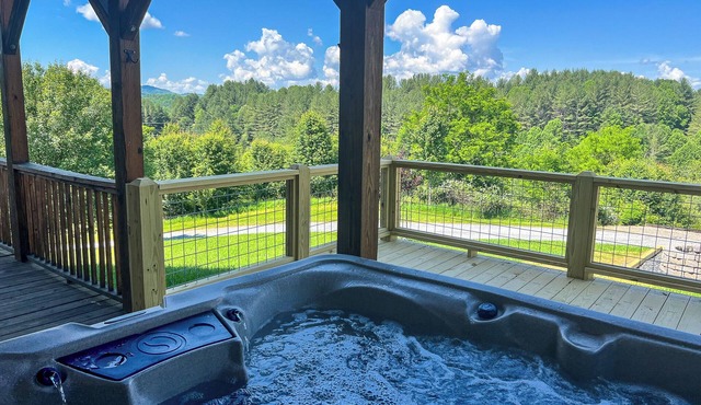 MEMORIAL DAY AVAIL Logged Out - 3BR/3BA with Hot tub, Game Room, Rvr Access