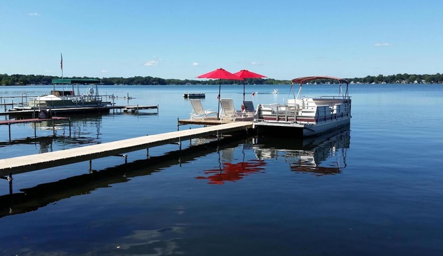 "Memories Are Made Here" Klinger Lake - Lakefront With Beautiful Sunsets