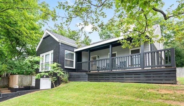Memories on Madison | Entire Home w/Game Room & Outdoor Fire Pit (102 Madison Ter)
