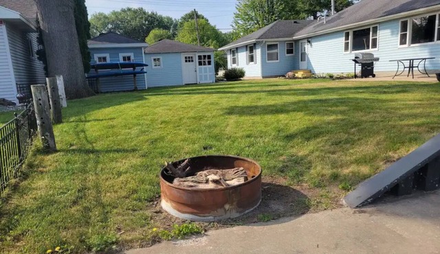 Memory Cove- Bay, City MI Waterfront home!