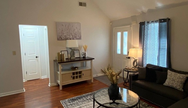 Memphis Retreat - Near Shelby Farms