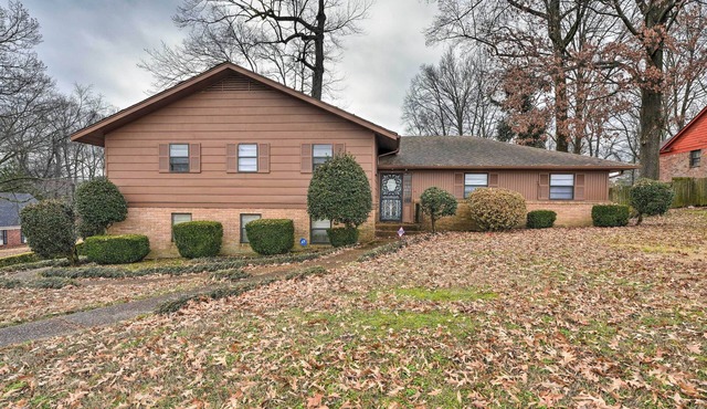 Memphis Vacation Rental - 1/2 Mi to Graceland