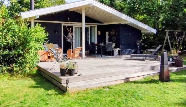 "Menard" - 400m from the sea by Interhome