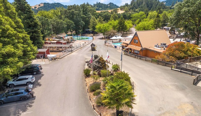 Mendocino Redwoods RV Resort