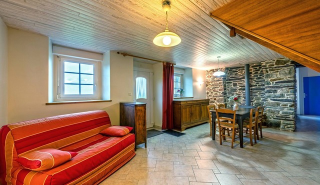 Menez Triaou - Maison avec grand jardin