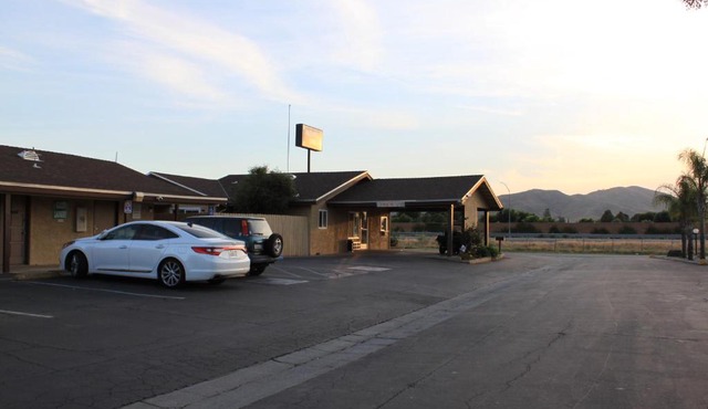 Menifee Inn