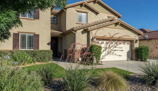 Menifee Lakes Home