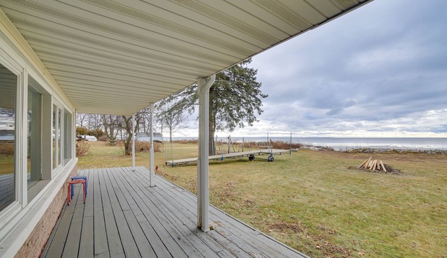 Menominee Waterfront Home w/ Private Beach Access!