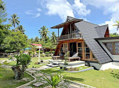 Mentawai Balcony - Family Friendly Surf Accommodation