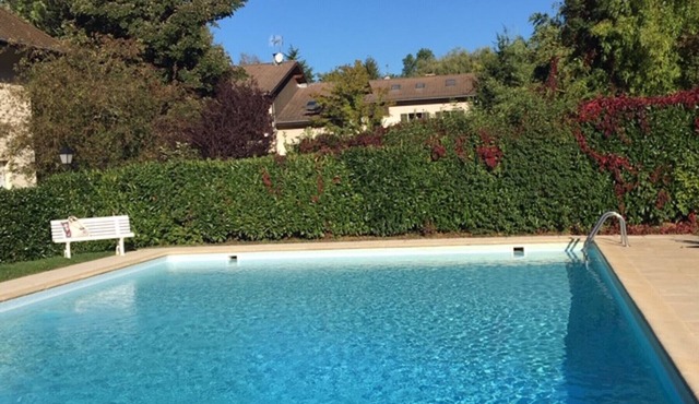 MENTHON ST BERNARD, type 3, Résidence avec piscine,6 PERS