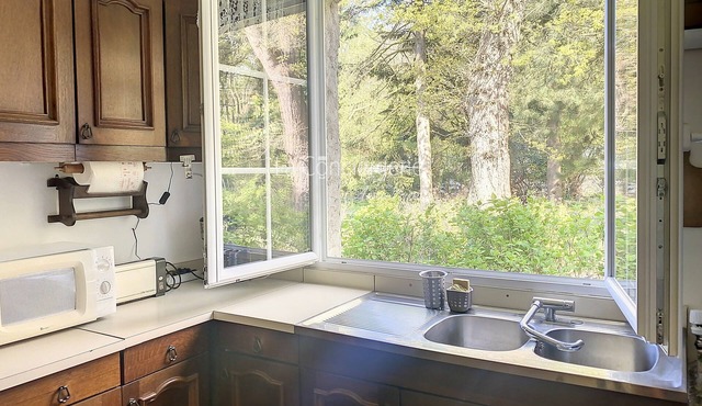 Mer & Bois de Cise. Maison individuelle avec grand jardin