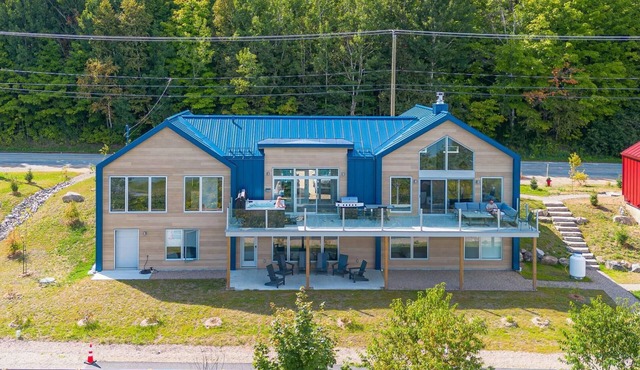 Mer et Mont 1223: Hot Tub & Heart of Charlevoix