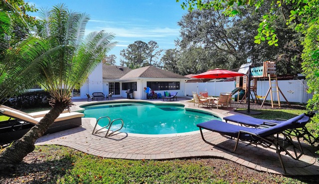 Mer-Mazing Poolside Estate