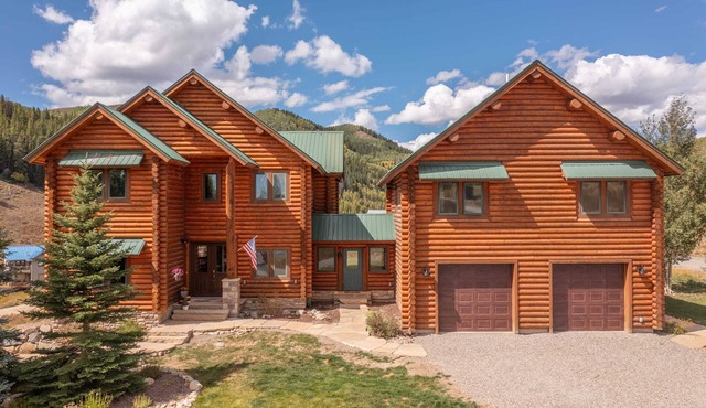 Meridian Magic-Fantastic 4BD home, Dog friendly