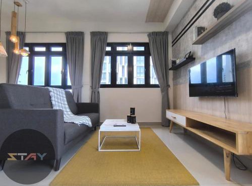 Meridin Sovo Cozy Couple City View Netflix By STAY