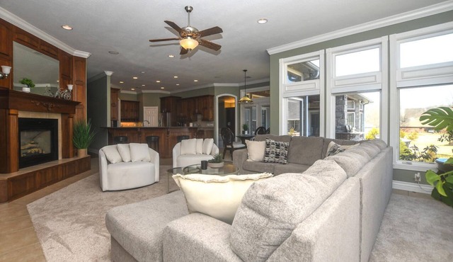 Merion Ct. Manor Family Stay at Dawn Hill/City Lake Park