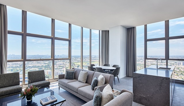 Meriton Suites George Street, Parramatta