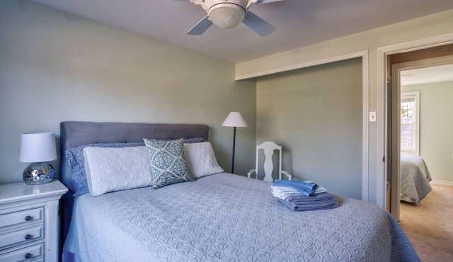 Merlot Room in Old Town. Furnished $1200/month