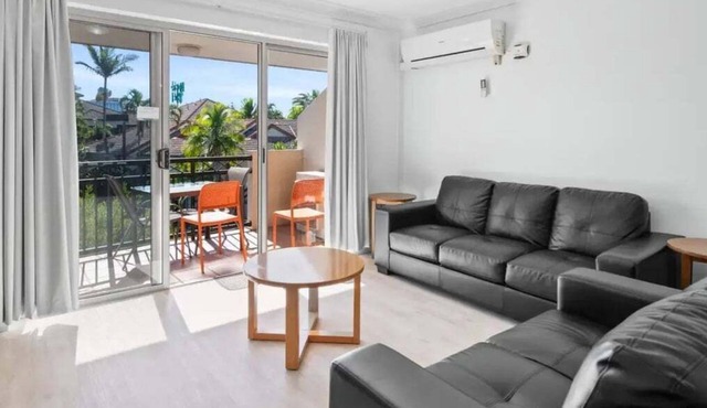 Mermaid Beach Resort Stay + 2BR + Balcony & Pool