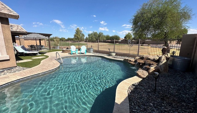 Mermaid Cove AZ - 4BD/2BTH House