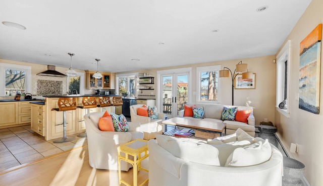 Mermaid House- A Sunny Seaside Escape