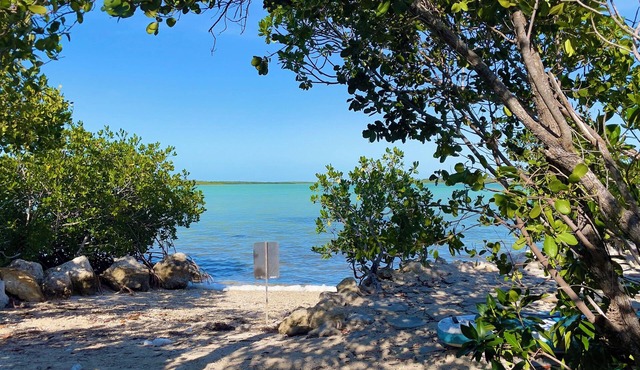 Mermaid Landing, with Private Beach and Mini Golf Course