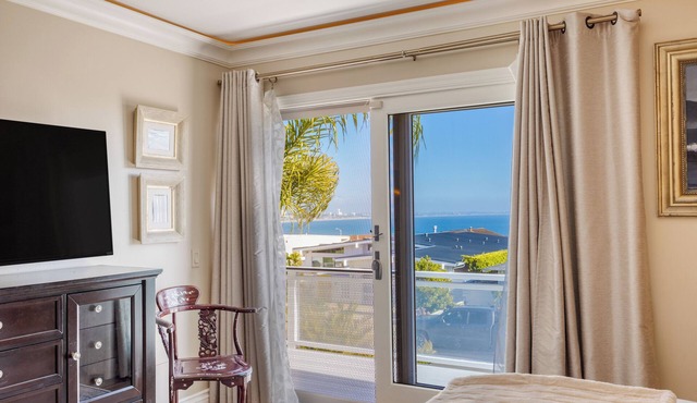 Mermaid's Cove by AvantStay | Serene Backyard & Ocean Views