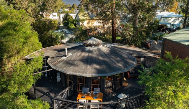 Mermaid's Rest by Experience Jervis Bay