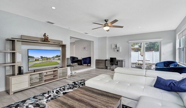 Mermaid‘s Paradise - Private home w/Hot Tub