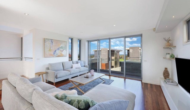 Merri Seaview - seaside accommodation near the CBD