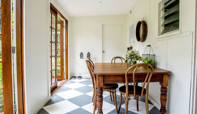 Merricks Cottage - Boutique Accommodation