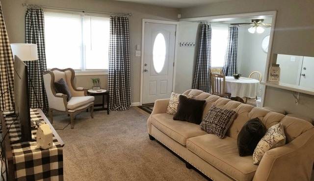 Merrillville Condo-Close to Hospitals and Refinery