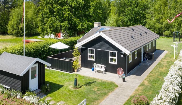 "Merrit" - 280m from the sea by Interhome