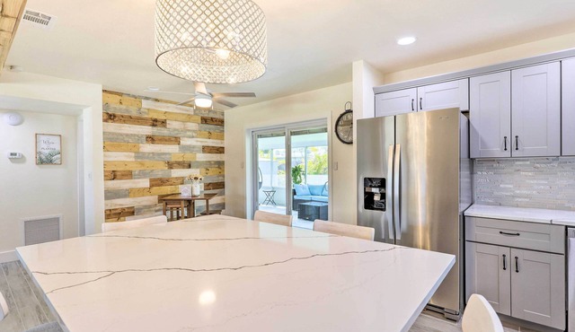Merritt Island Home w/Spa - 8 Mi to Cocoa Beach!
