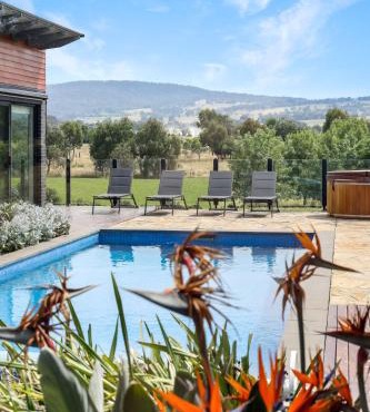 Merrivale Hill, Merrijig - Sleeps 10