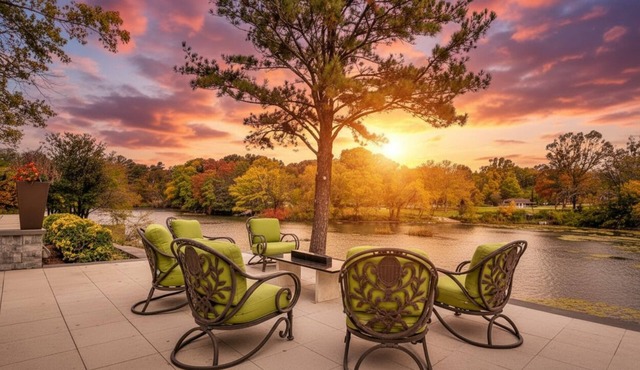 Merriweather Lakefront Couples Retreat Firepit