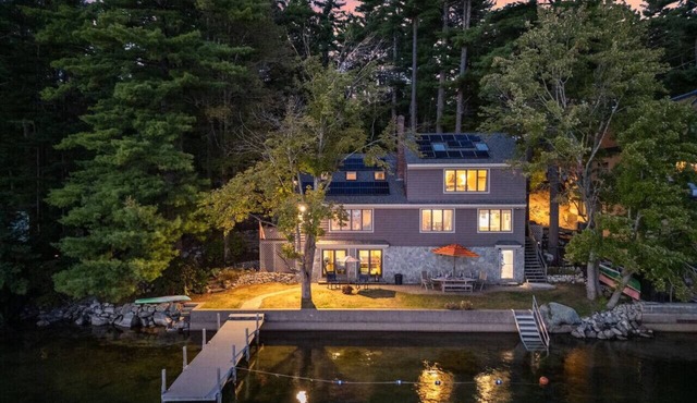 Merrymeeting Lakefront Retreat | Dock + Kayaks