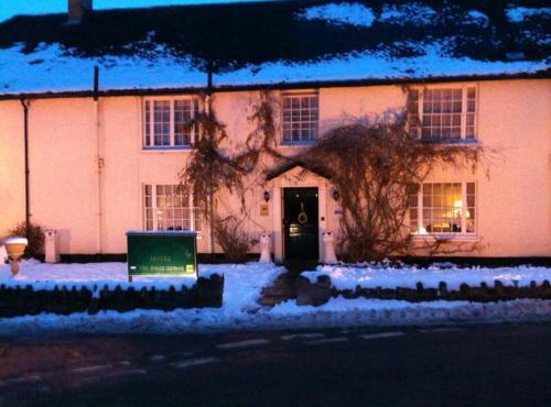 Meryan House Hotel